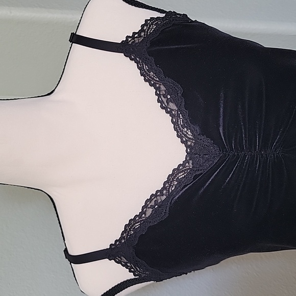 Vintage Apt. 9 Stretch Black Velvet Tank Top in S - Picture 5 of 12